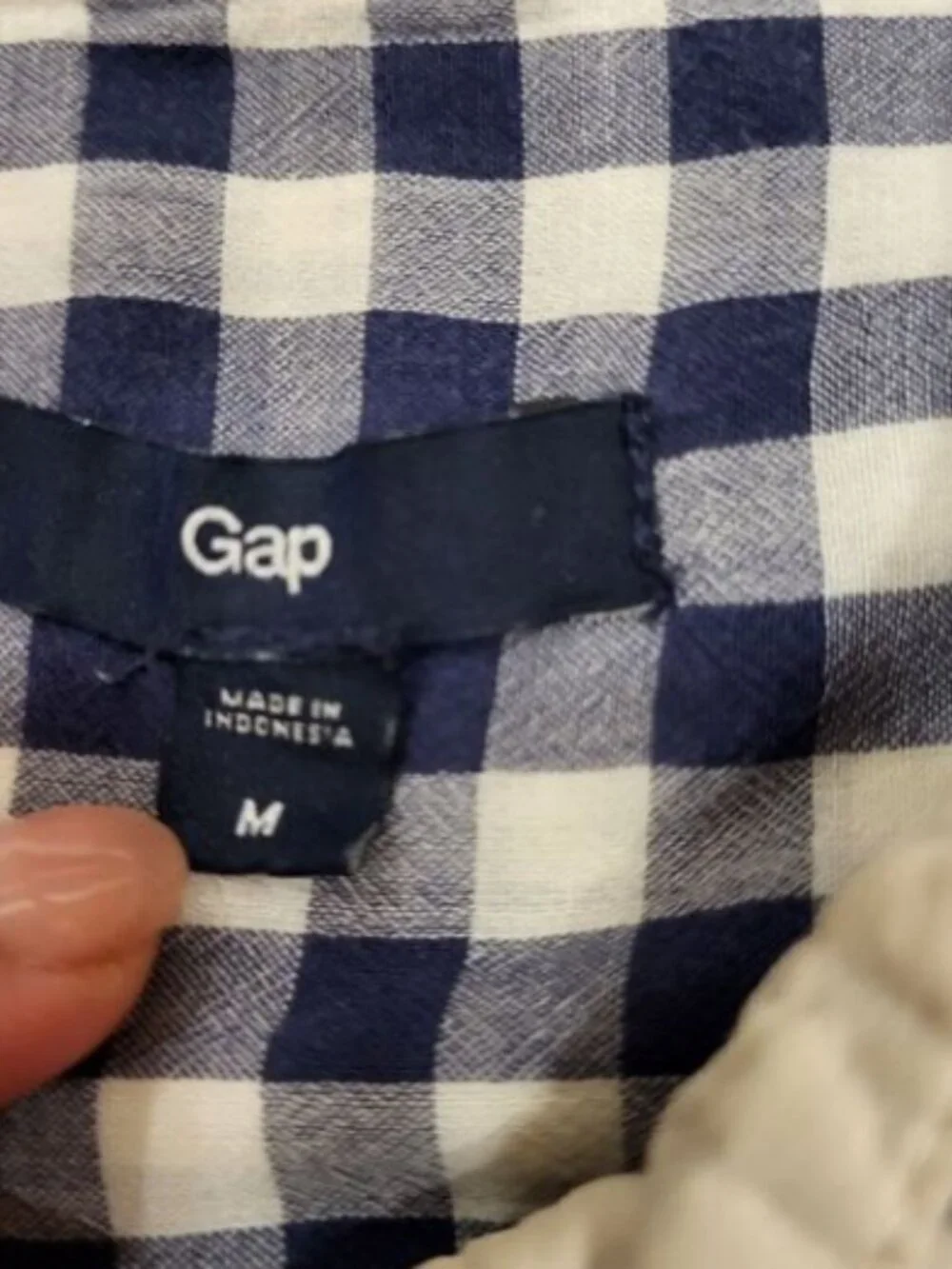 Gap women's plaid shirt - Picture 5 of 5
